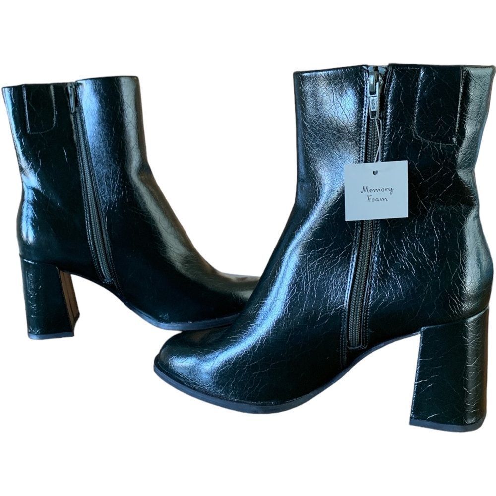 A New Day boots. Size 9.5. Dark green almost gray colored. NWT